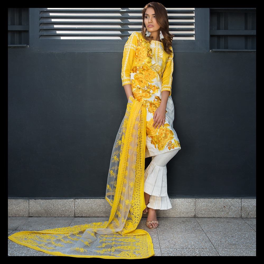 Sana Safinaz Muzlin Spring Summer Unstitched Two Piece Shirt and Dupatta 26b
